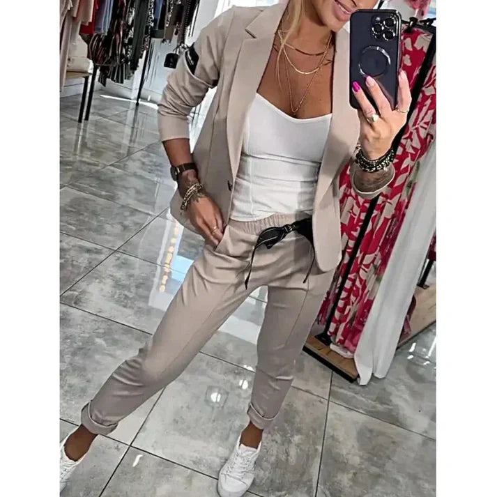 SENIA | Tweedelige set met zachte blazer & relaxte joggers