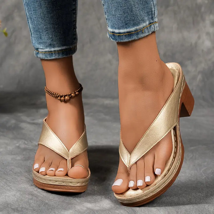 Monroe™ Orthopedische Slippers met Hak