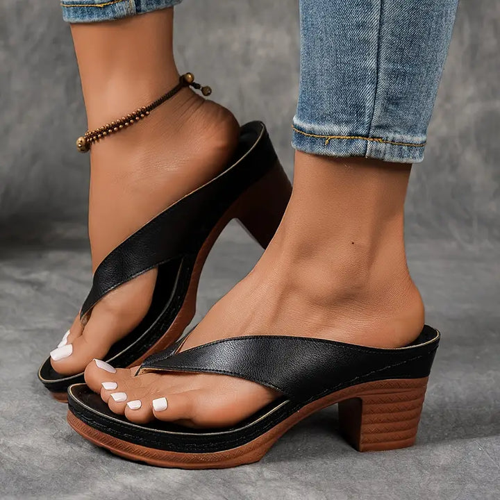 Monroe™ Orthopedische Slippers met Hak
