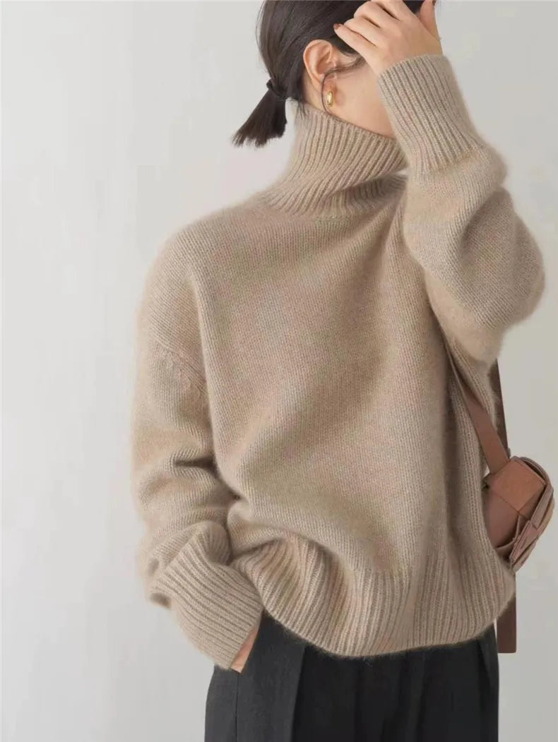 MONIKA | Hoge col
